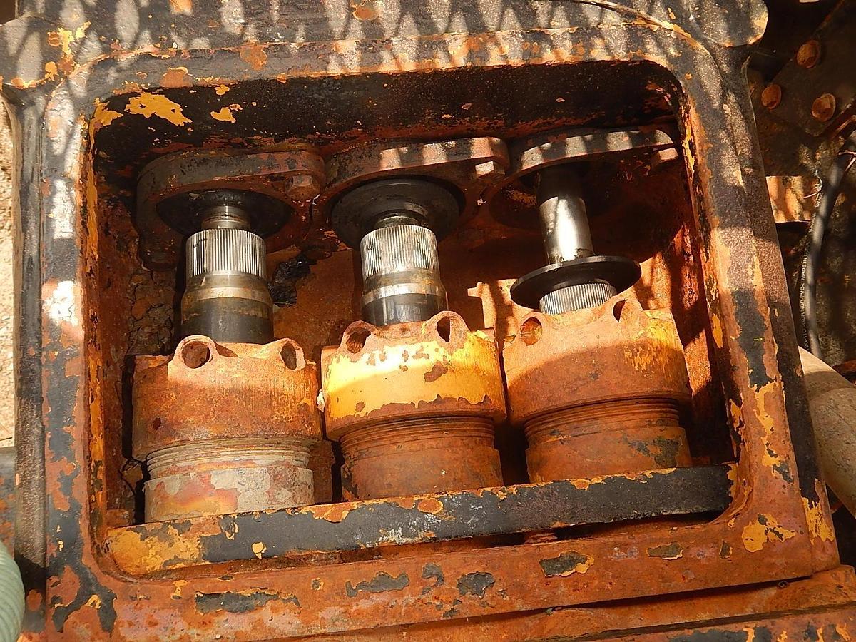 Used 1999 VERMEER NAVIGATOR D50X100A