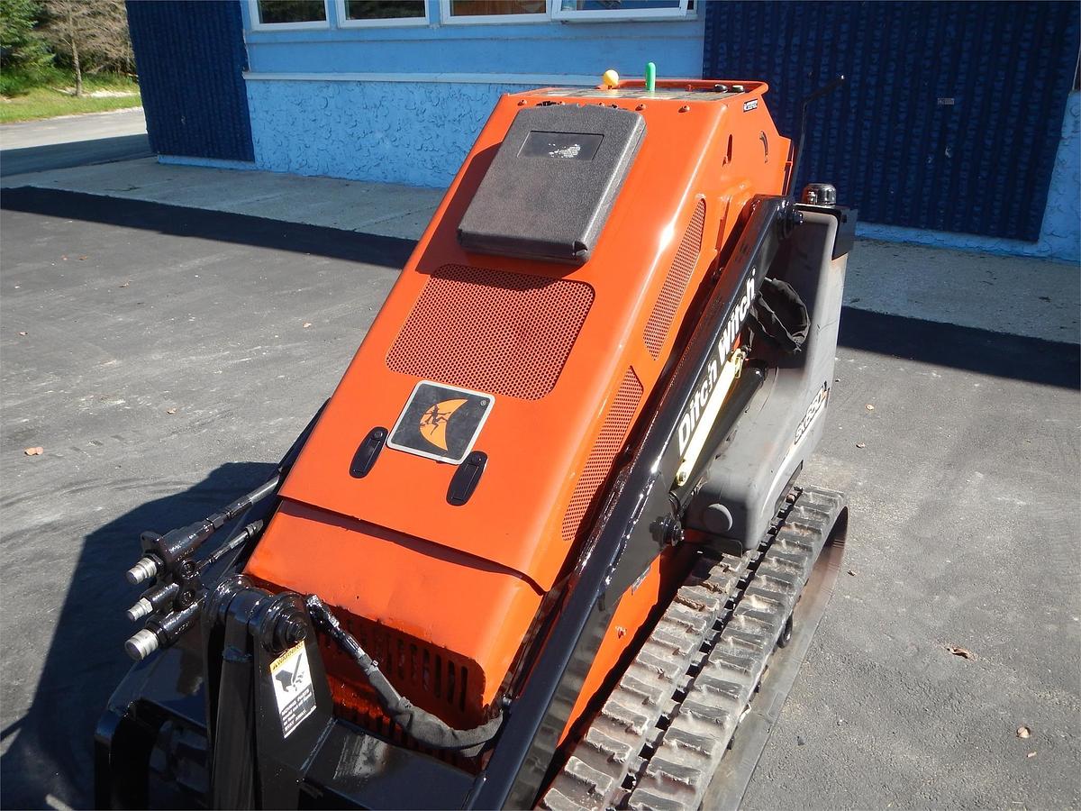 Used 2009 DITCH WITCH SK650