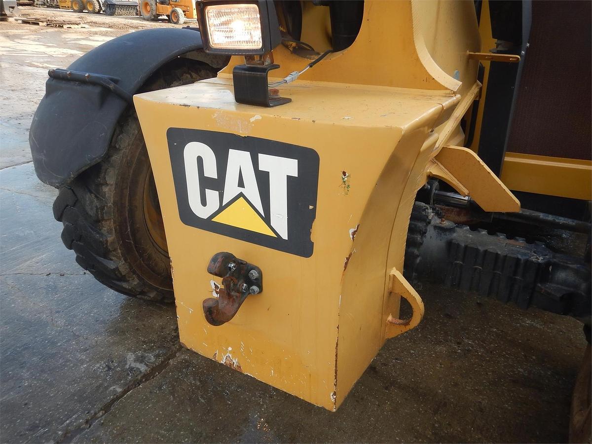 Used 2014 CATERPILLAR TL943C