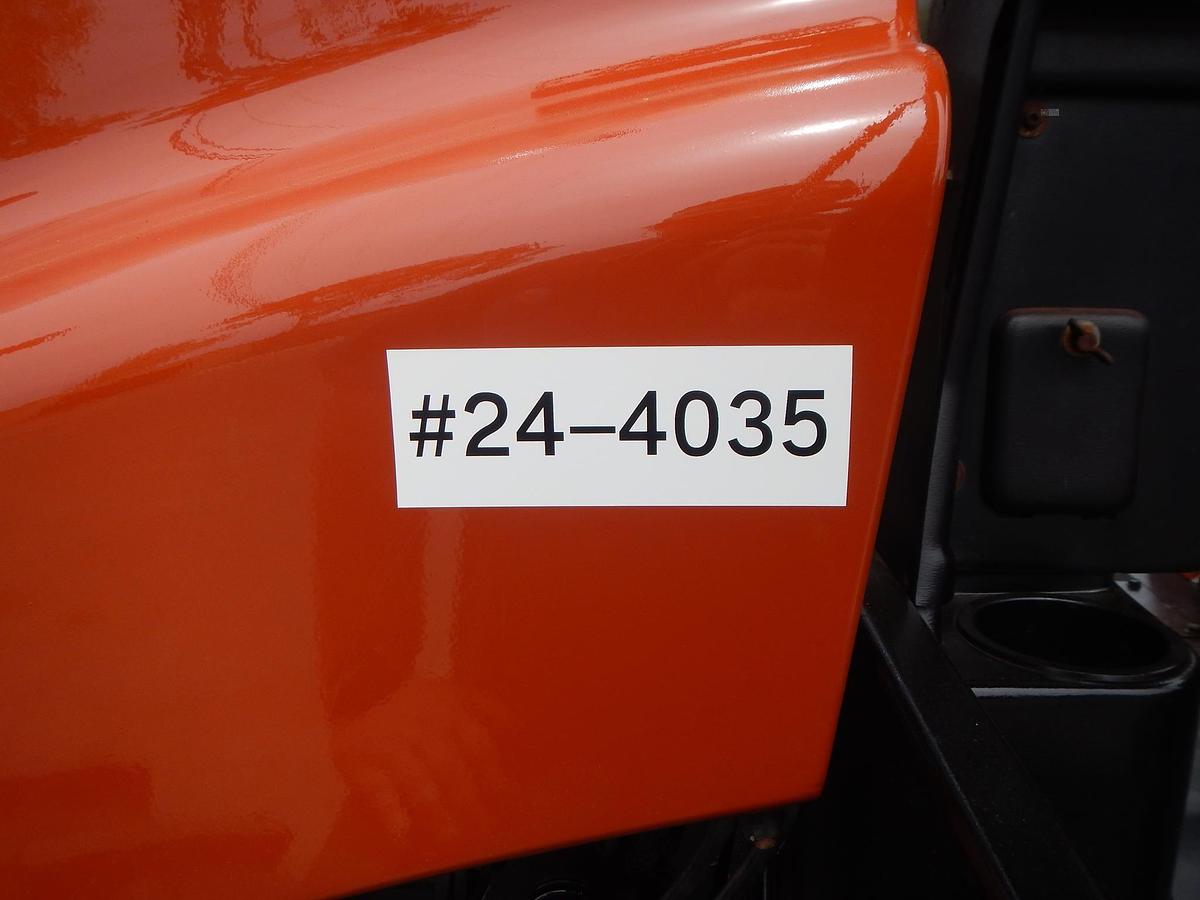 Used 2002 DITCH WITCH RT115H