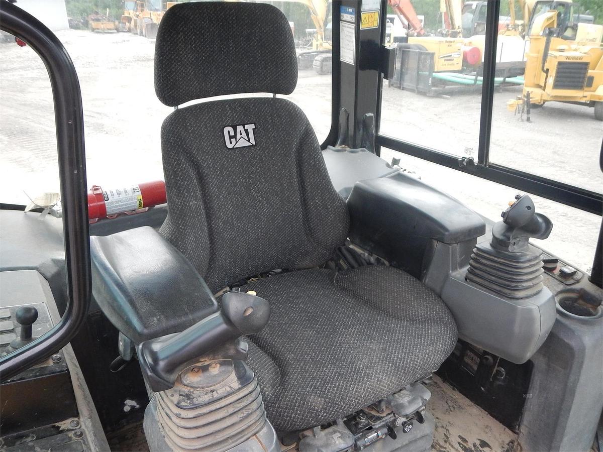 Used 2016 CATERPILLAR D6K2 LGP