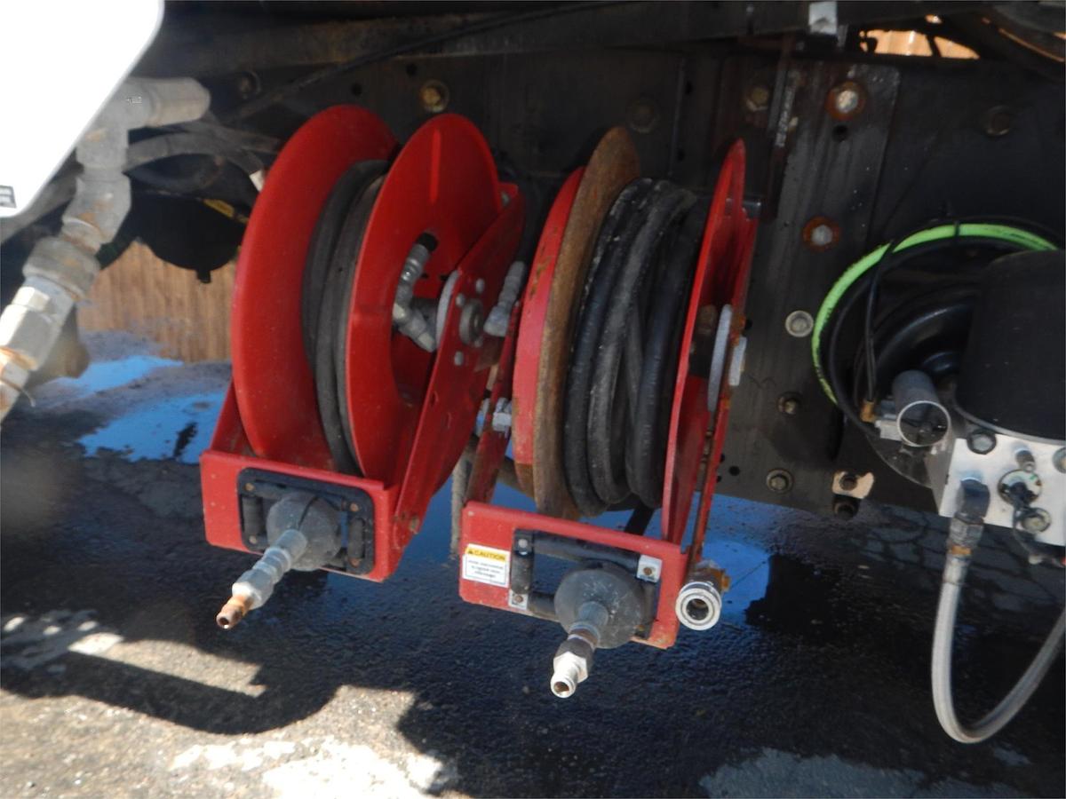 Used 2012 KENWORTH T800