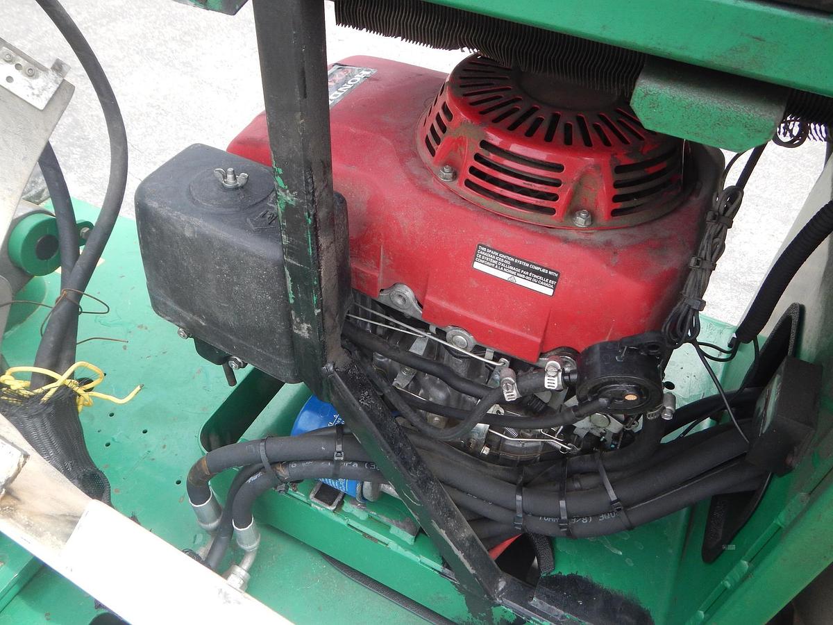 Used 2008 MCELROY TRACSTAR 28