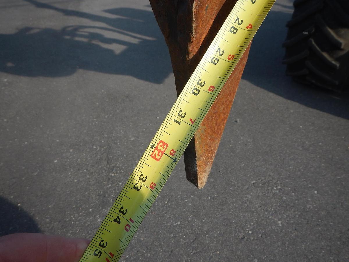 Used 2011 DITCH WITCH 420SX