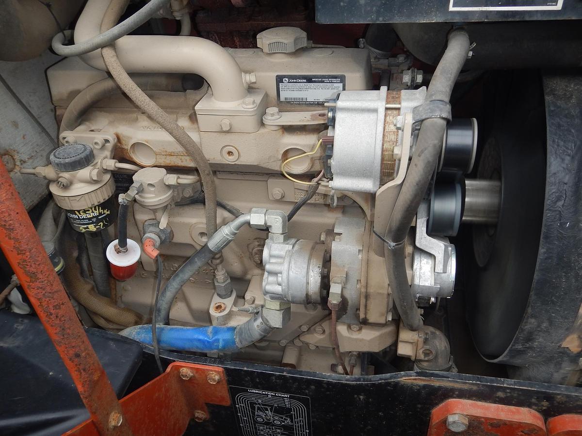 Used 2002 DITCH WITCH RT115H