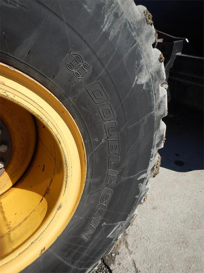 Used 2017 DEERE 624KII