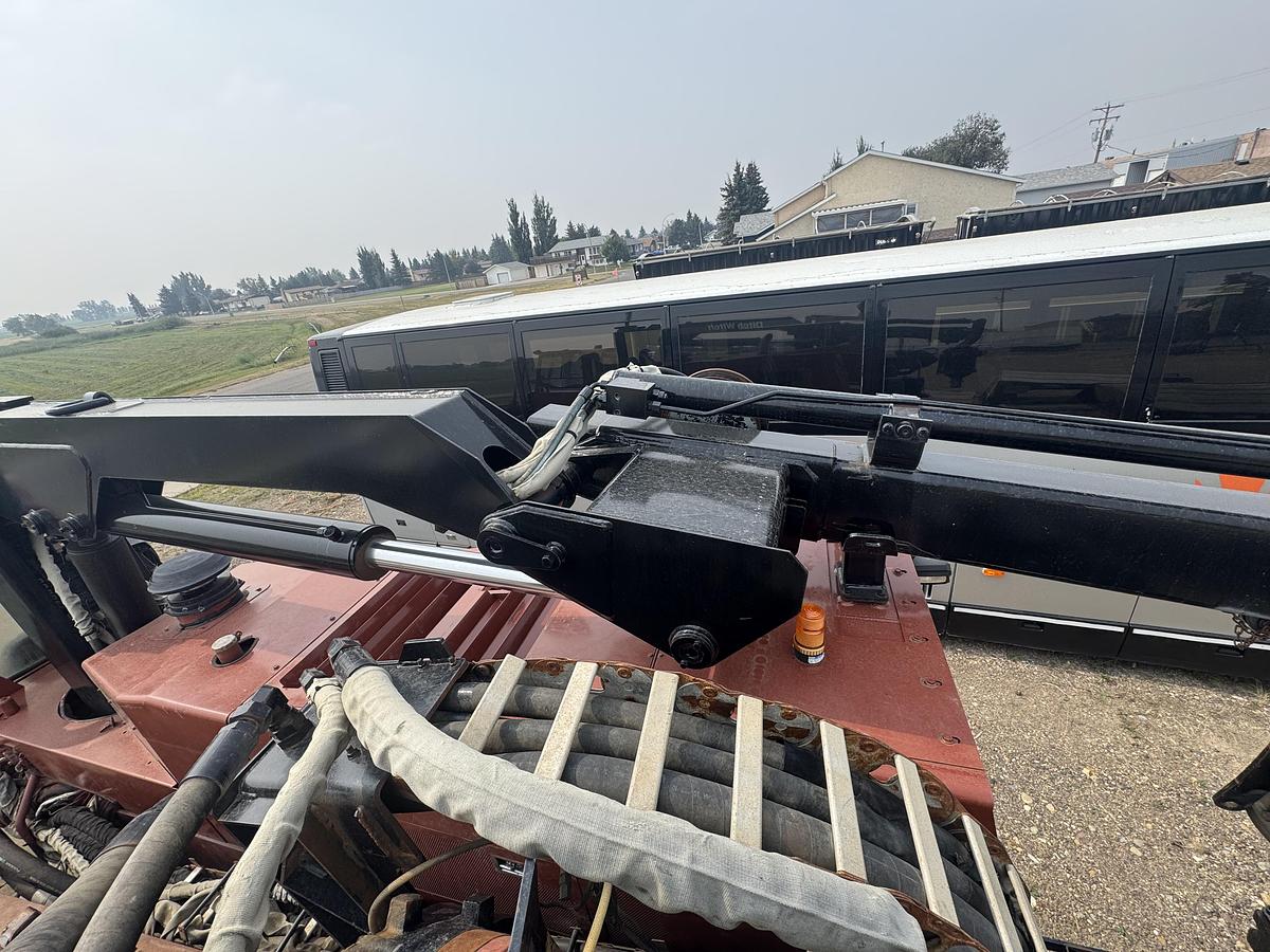 Used 2006 DITCH WITCH JT8020 Mach 1