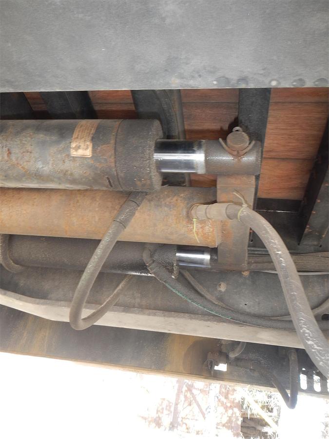 Used 1998 LANDOLL Sliding