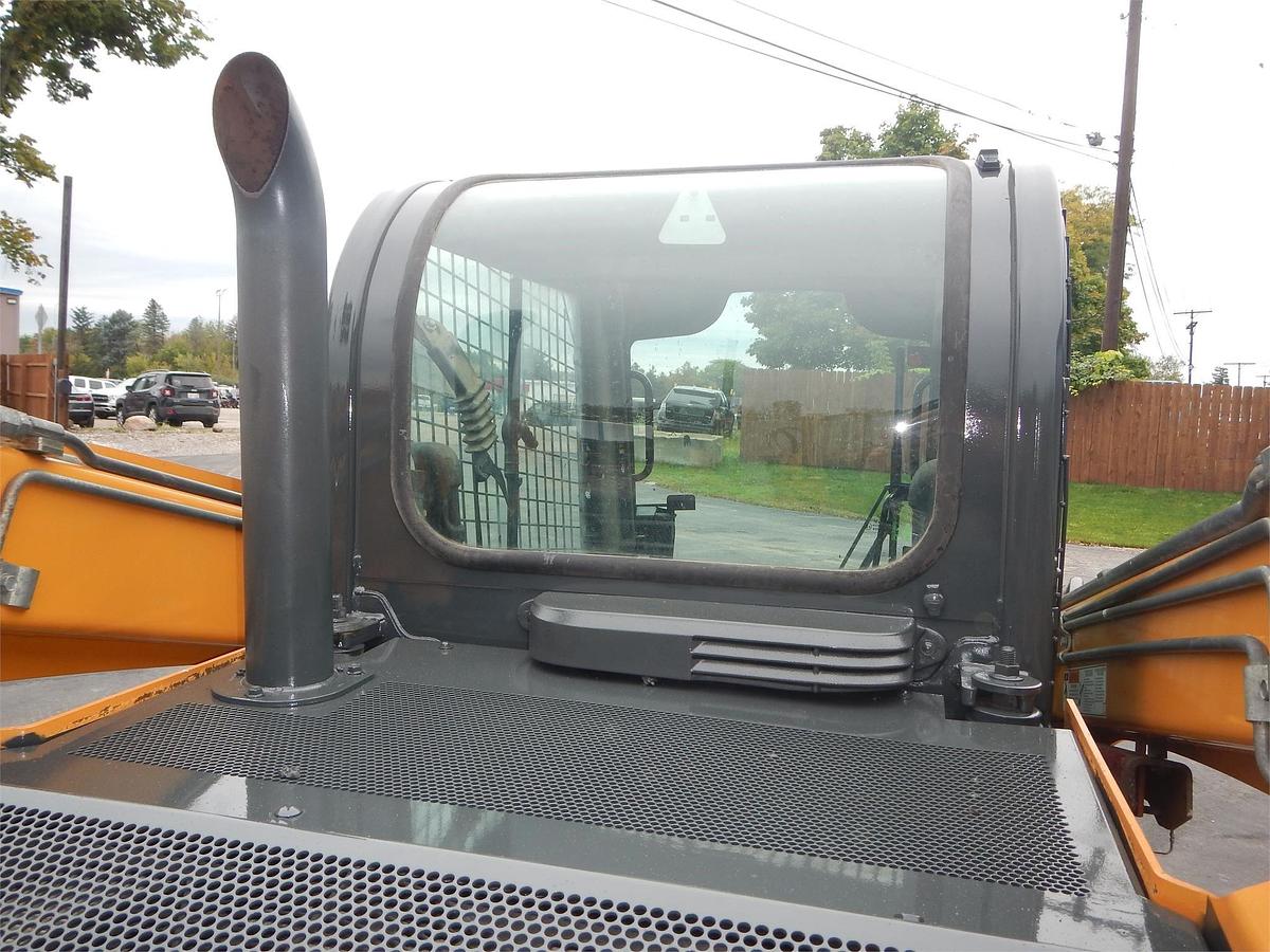 Used 2013 CASE TR320