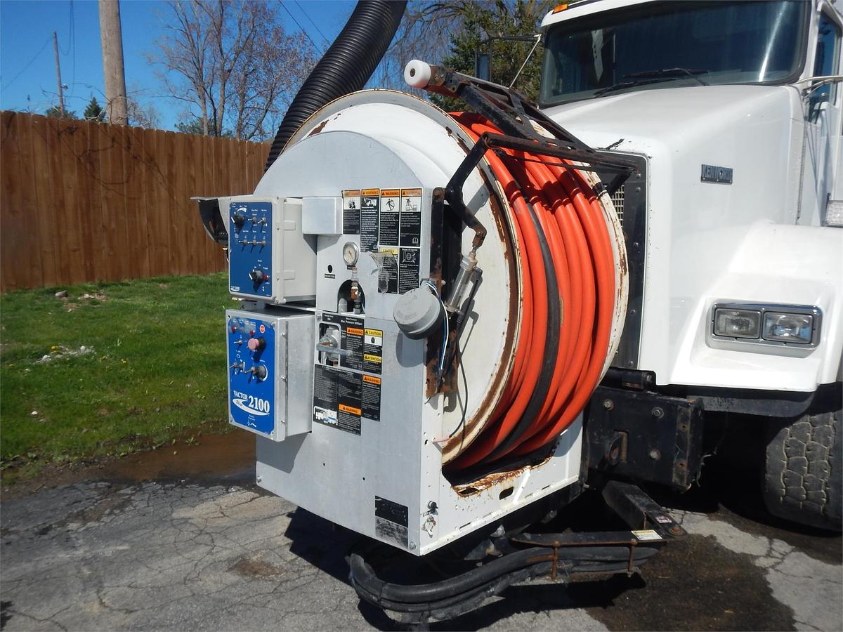 Used 2012 KENWORTH T800