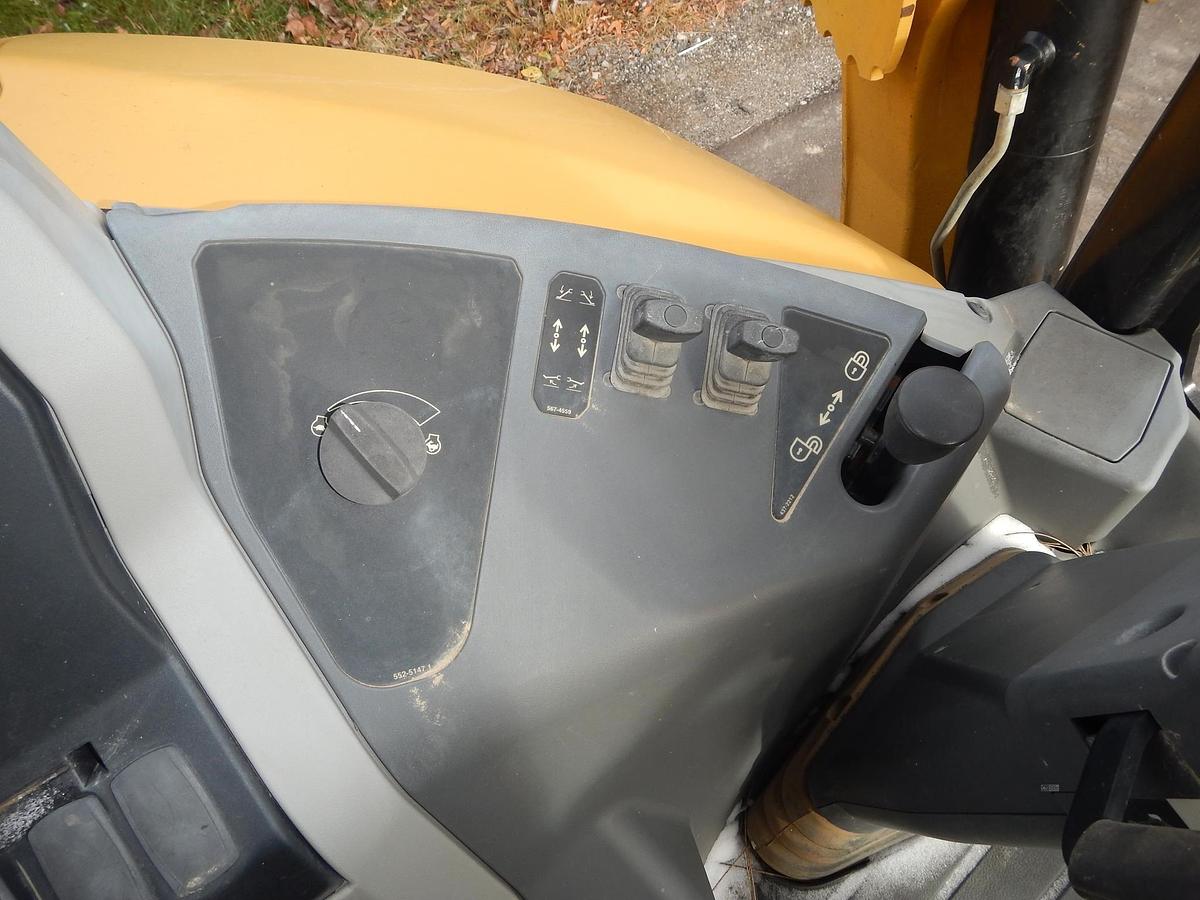 Used 2020 CATERPILLAR 420