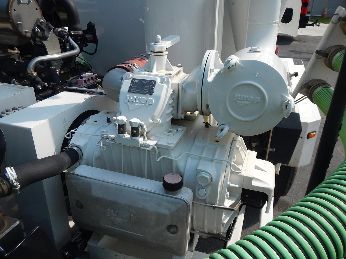 Used 2020 ELASTEC 1000 gal