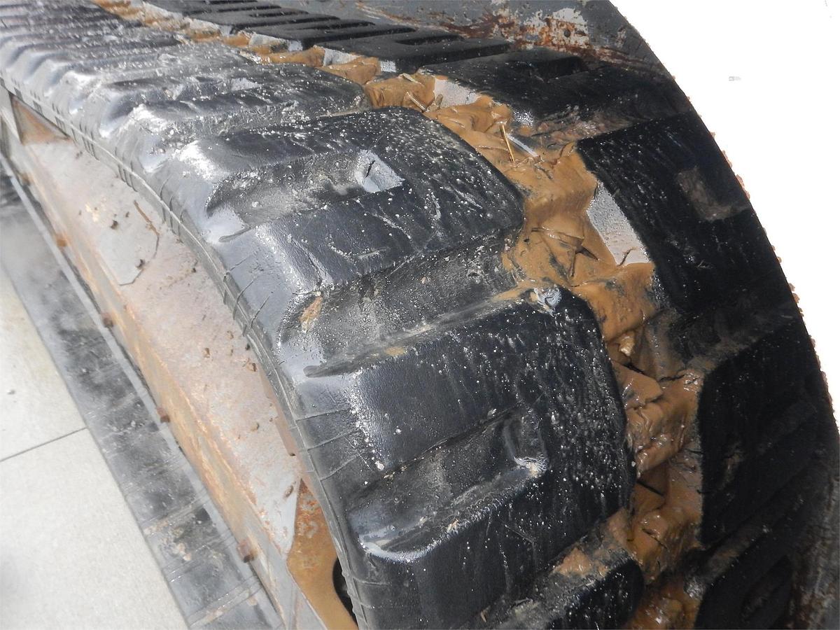 Used 2017 TAKEUCHI TL12V2