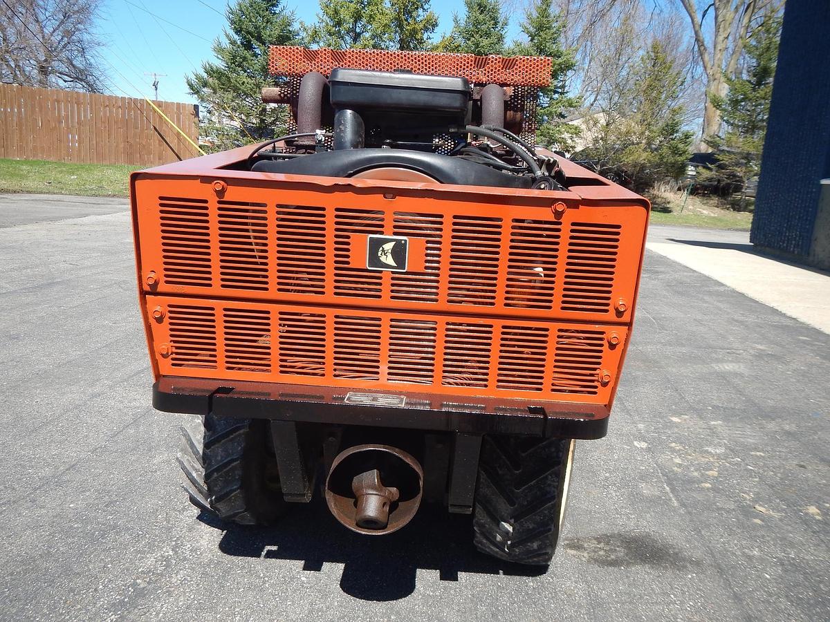 Used 1999 DITCH WITCH 255SX