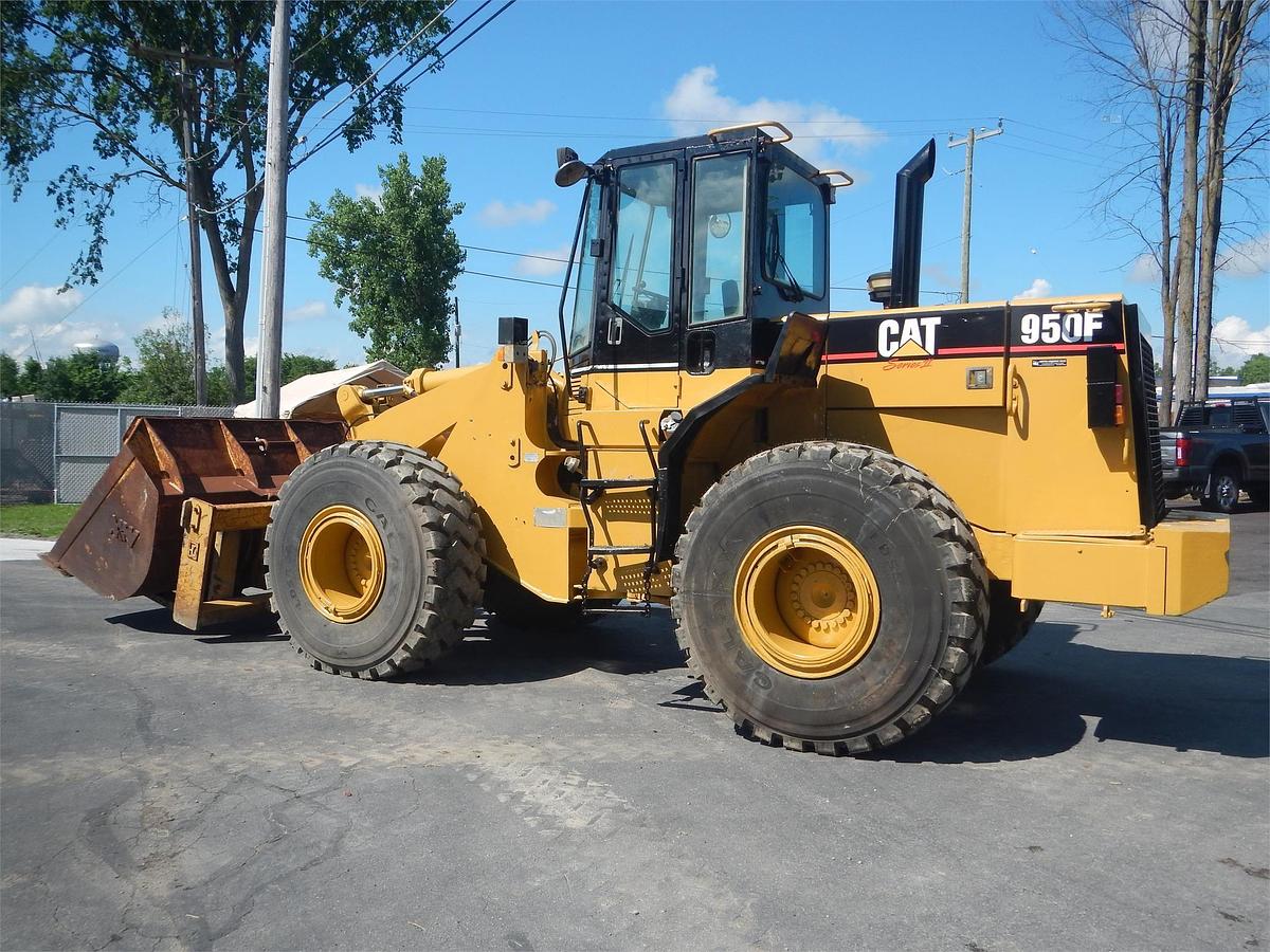 Used 1994 CATERPILLAR 950 II