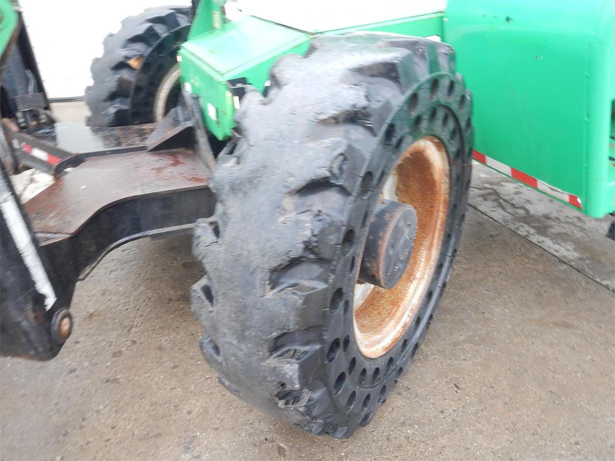 Used 2013 SKY TRAK 10054