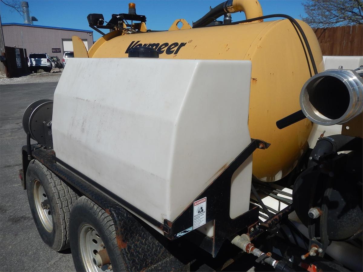 Used 2011 VERMEER LP555DT