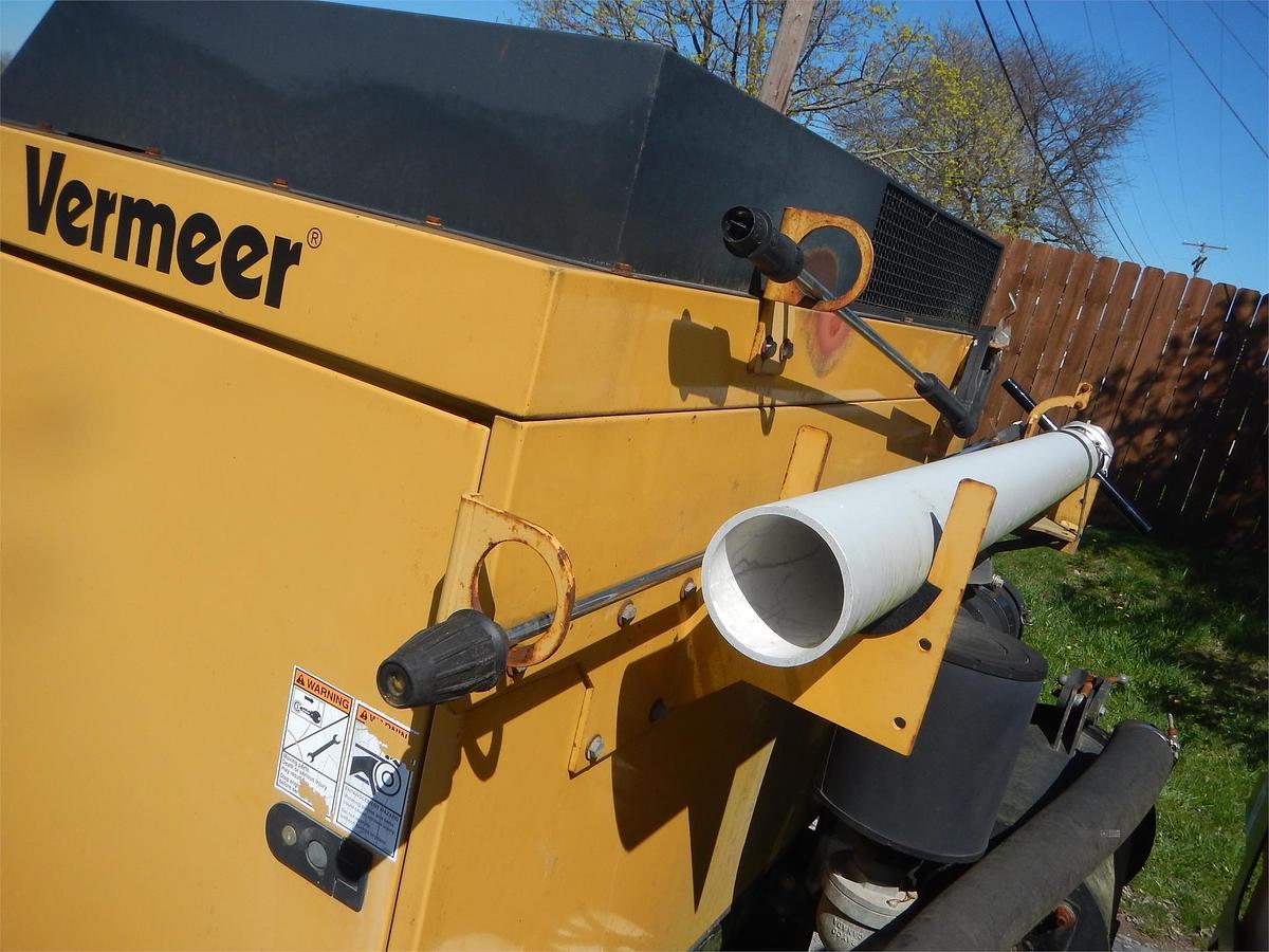 Used 2011 VERMEER LP555DT