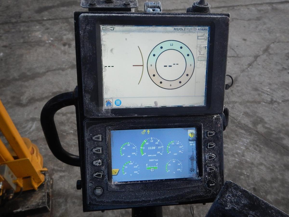 Used 2014 VERMEER NAVIGATOR D24X40 SERIES II