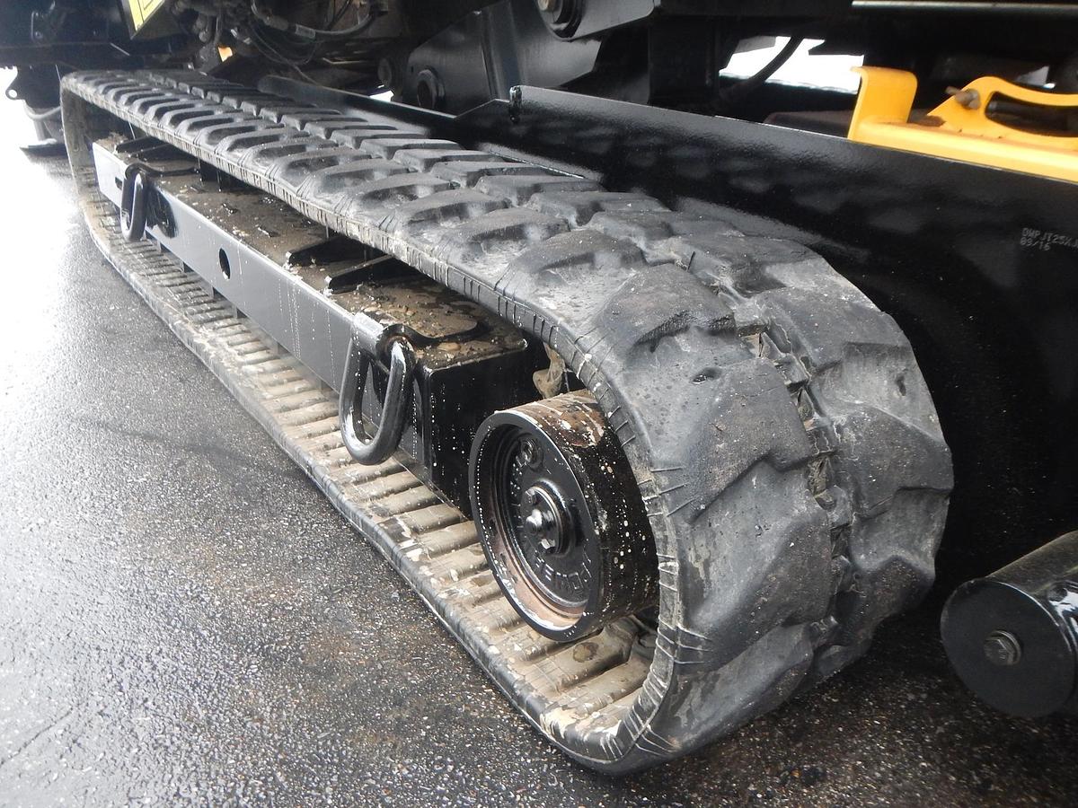 Used 2017 DITCH WITCH JT25