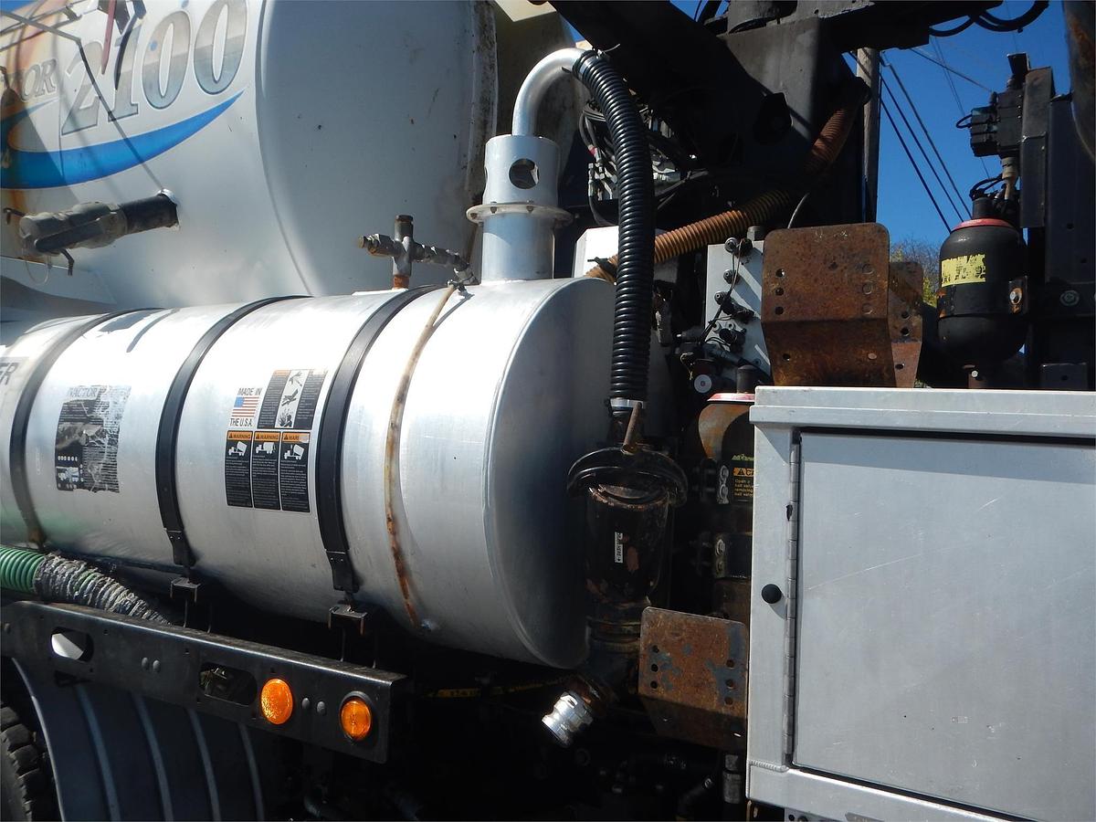 Used 2012 KENWORTH T800