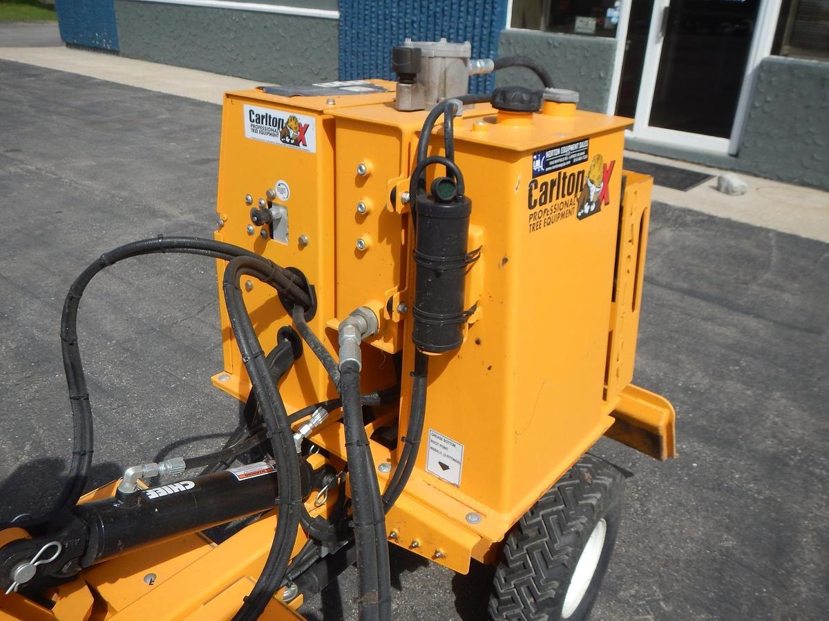 Used 2025 CARLTON SP5014