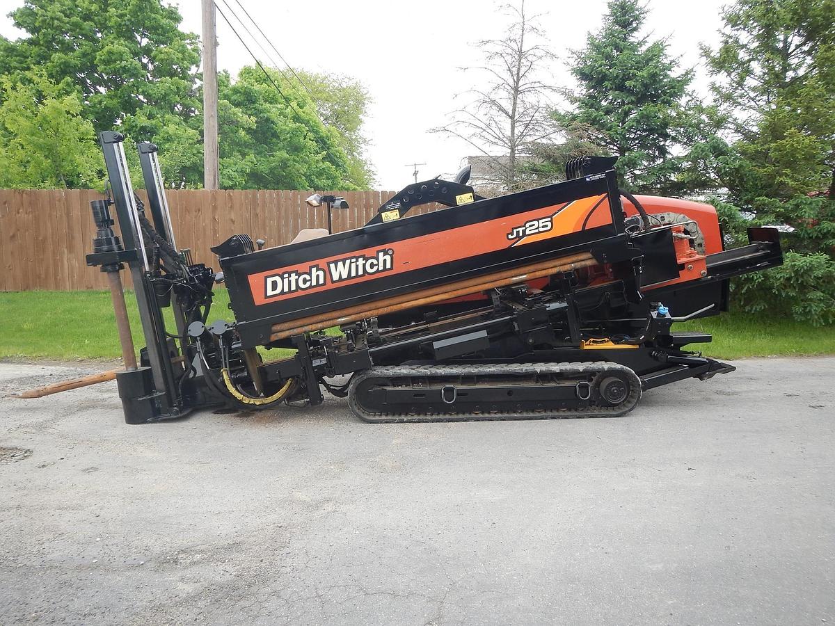 Used 2017 DITCH WITCH JT25