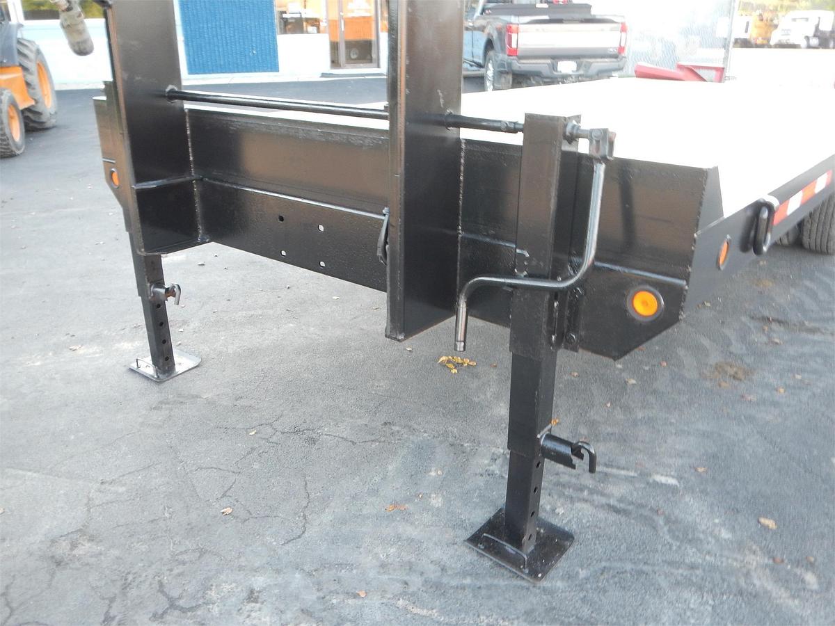 Used 2001 TOWMASTER Fixed Tandem Axle