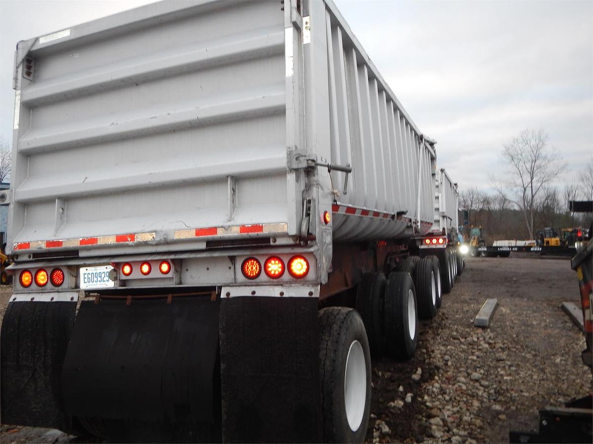 Used 2009 FREIGHTLINER COLUMBIA 120