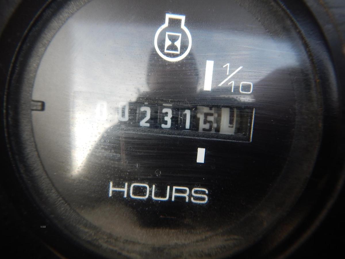 Used 2021 VAC TRON CV573GT