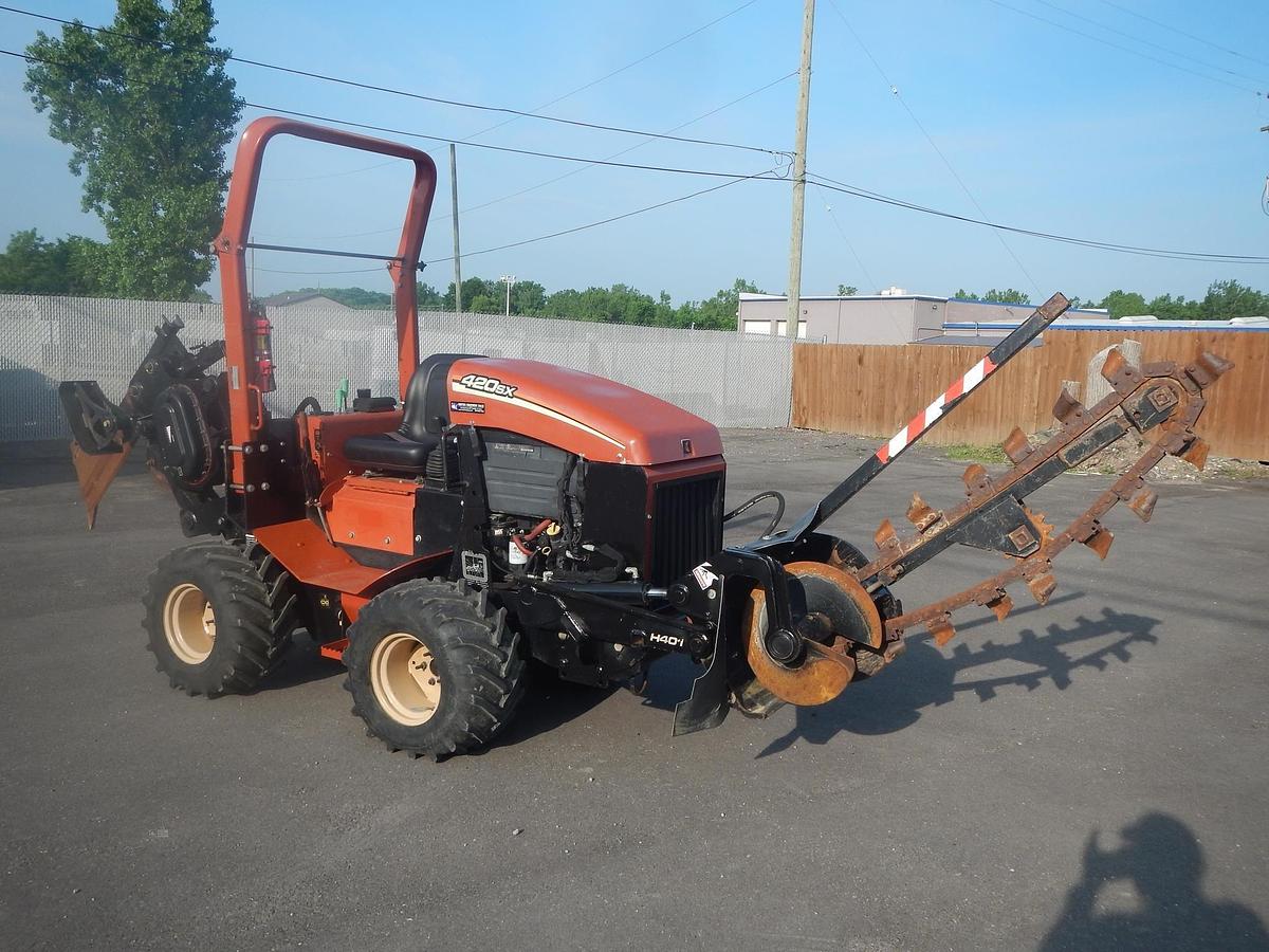 Used 2011 DITCH WITCH 420SX