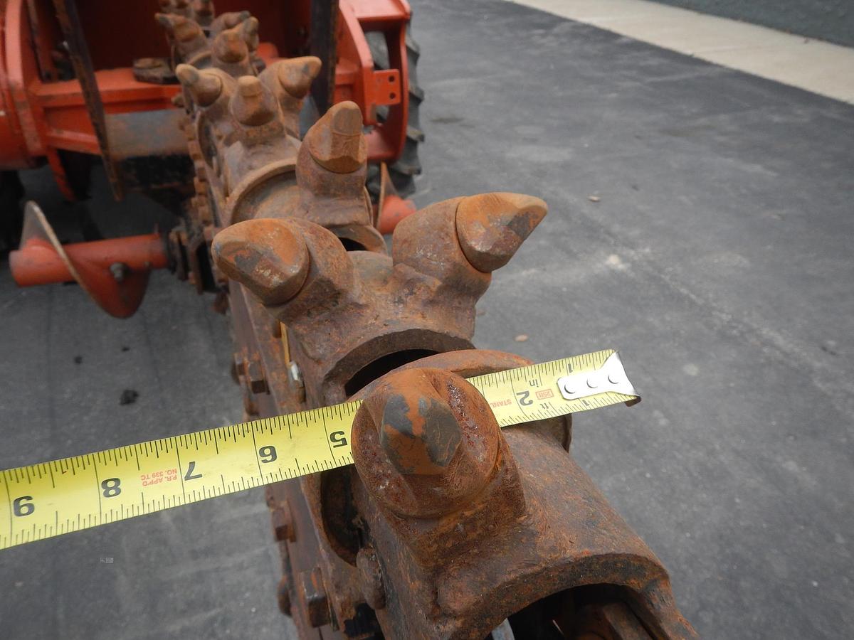 Used 2002 DITCH WITCH RT115H