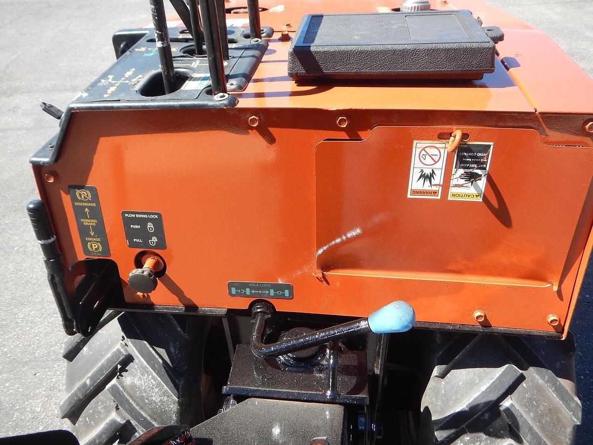 Used 1999 DITCH WITCH 255SX
