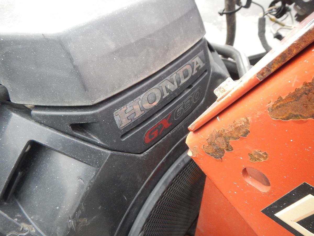 Used 2013 DITCH WITCH RT20