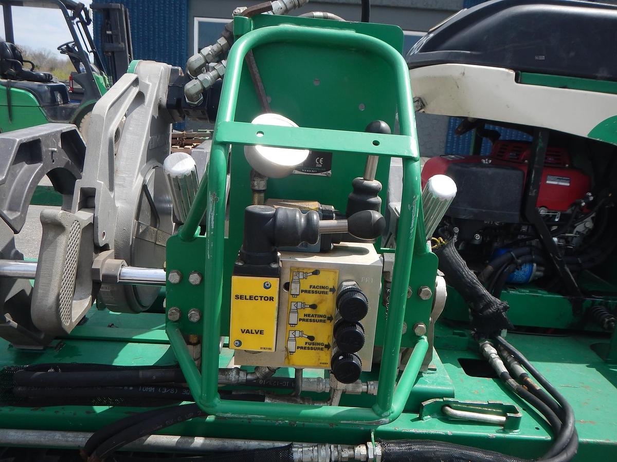 Used 2008 MCELROY TRACSTAR 28