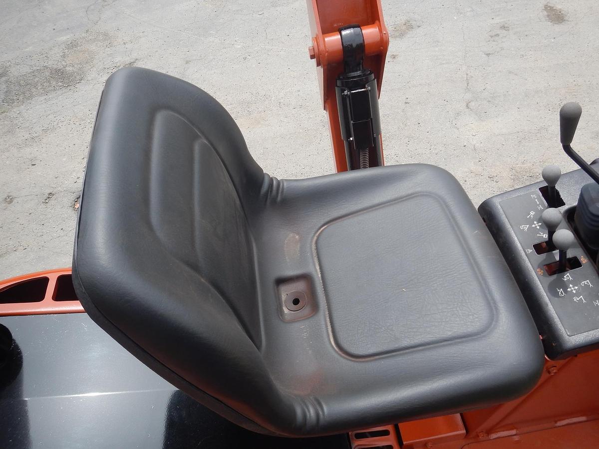 Used 2002 DITCH WITCH RT115H