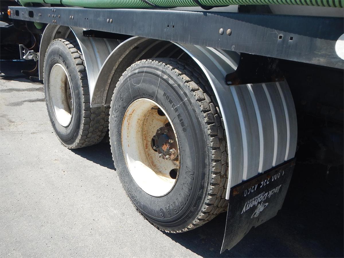 Used 2012 KENWORTH T800