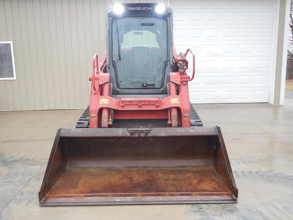 Used 2017 TAKEUCHI TL12V2
