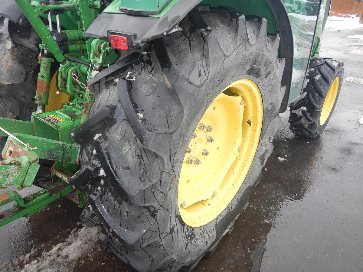 Used 2021 JOHN DEERE 5075GN