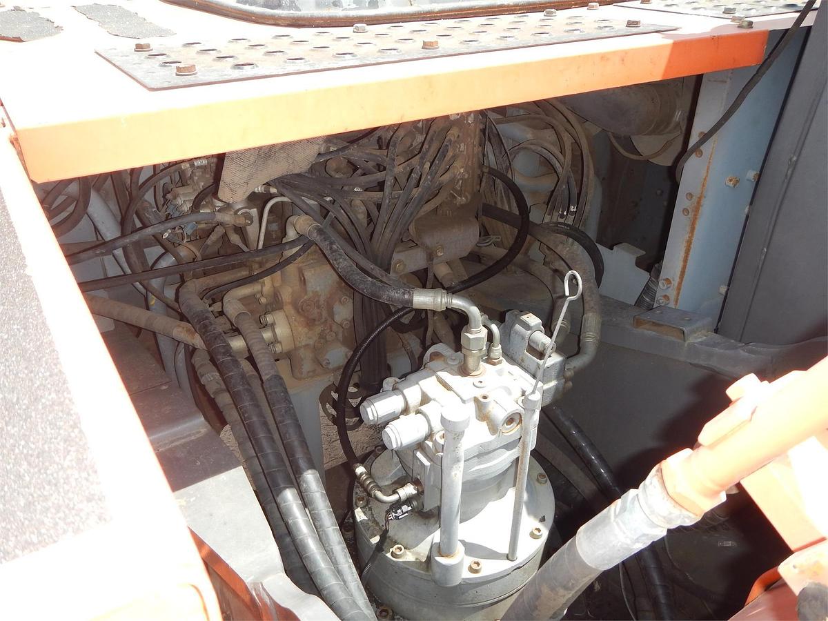 Used 2006 HITACHI ZX240 LC-3