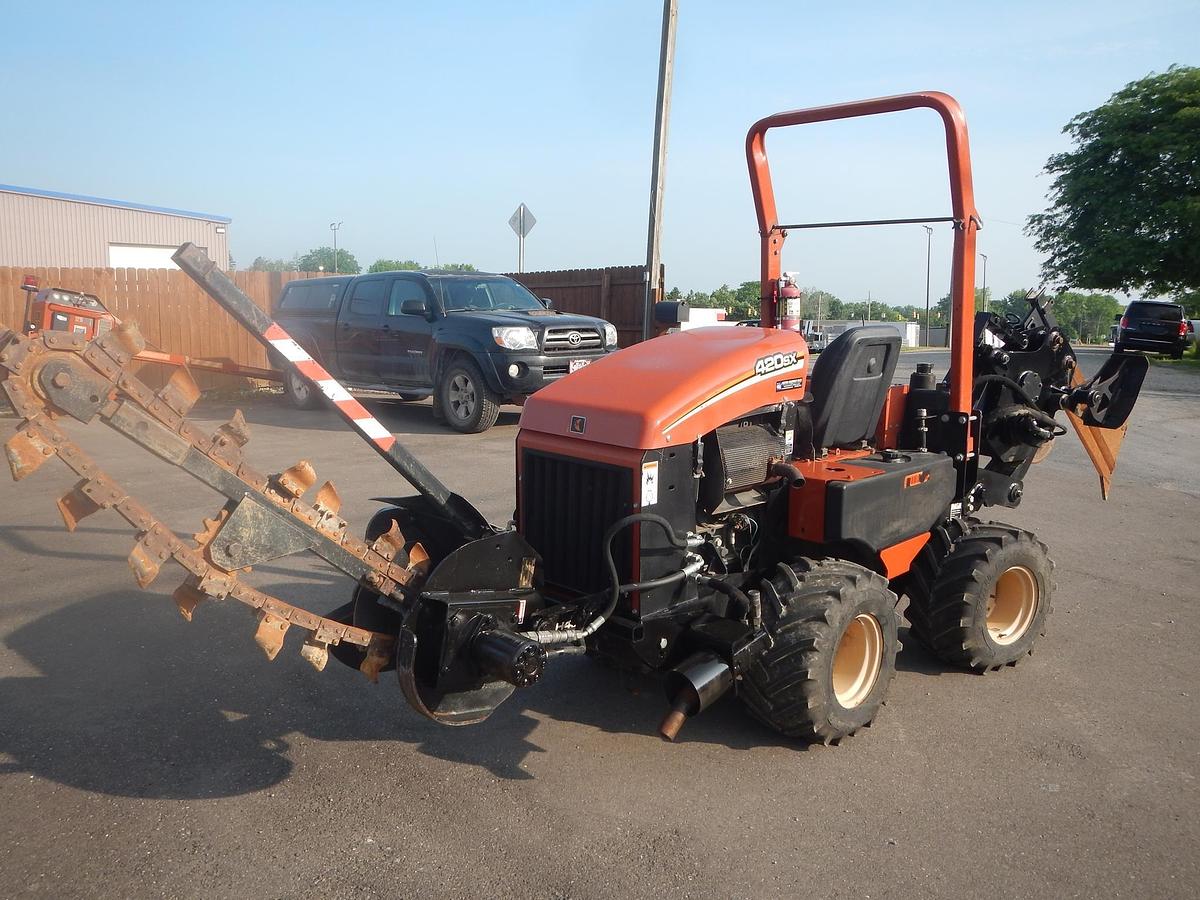 Used 2011 DITCH WITCH 420SX