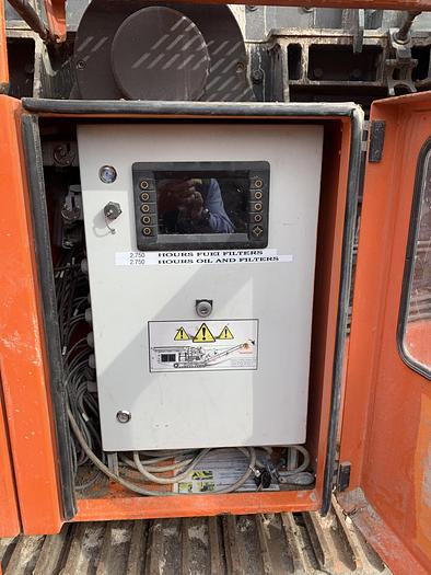 Used Mobile Tracked complete demolition crusher