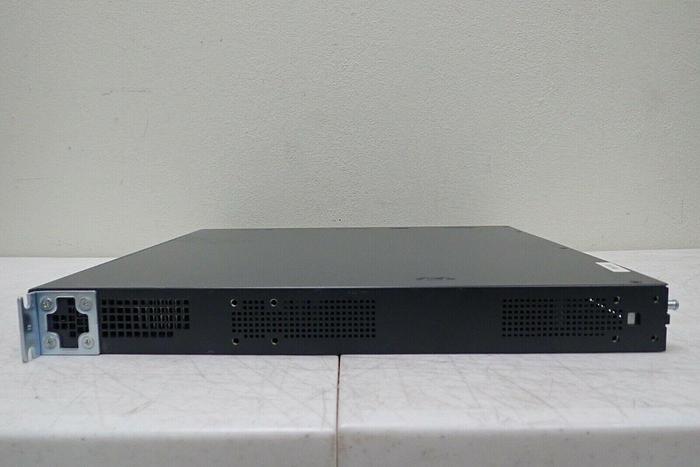 Used Cisco 2800 Series 2811 V01 Router w/ 17-6716-01 64MB Compact Flash Memory Card
