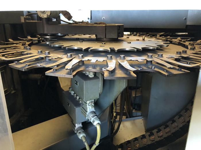 Gebruikt 1999 Maho MH 800 E