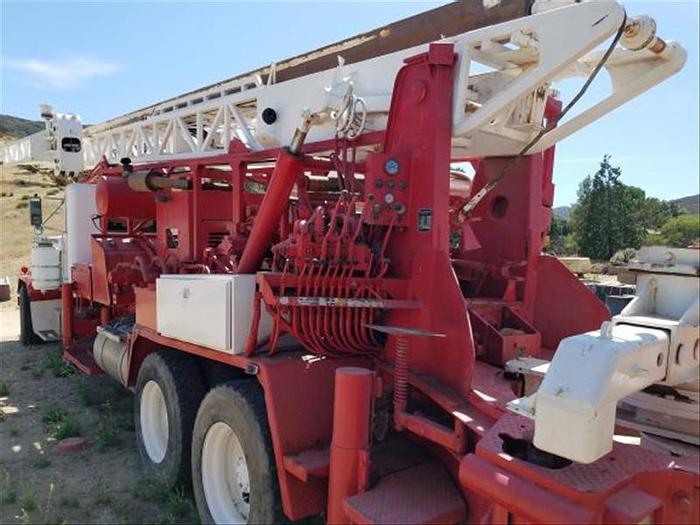 Used 0 Cardwell Bucket Rig