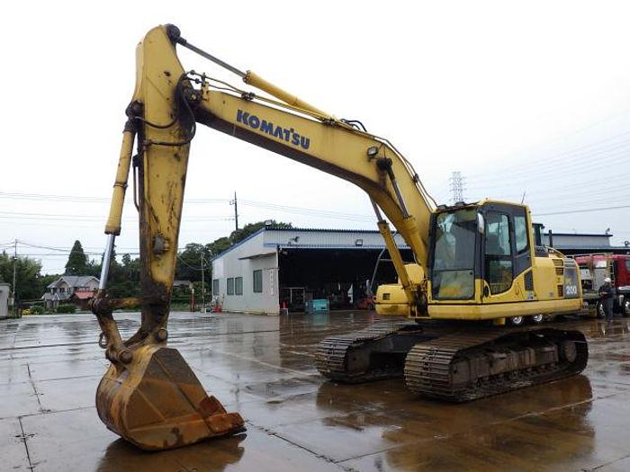 Used 2010 KOMATSU PC200-8N1