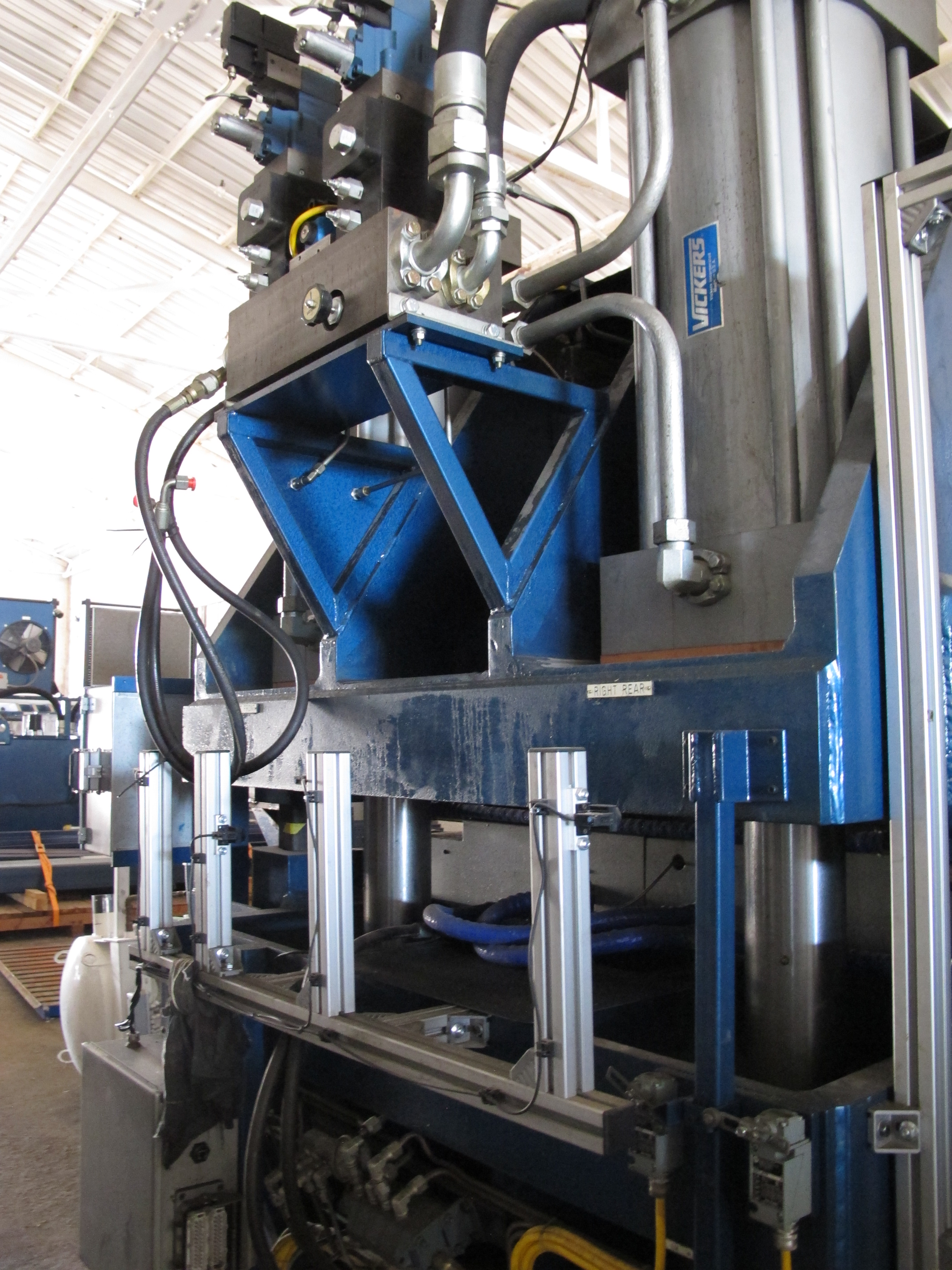 Used 500 Ton Accudyne Hyd. Press