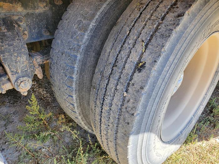 Used 1995 Peterbilt 378 Truck w/ 720k Miles