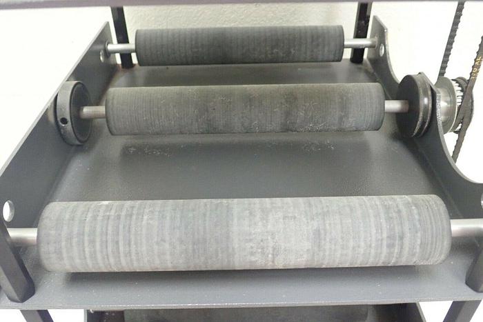 Used Wheaton Science Products 348923-A Small Bench Top Roller Culture Apparatus