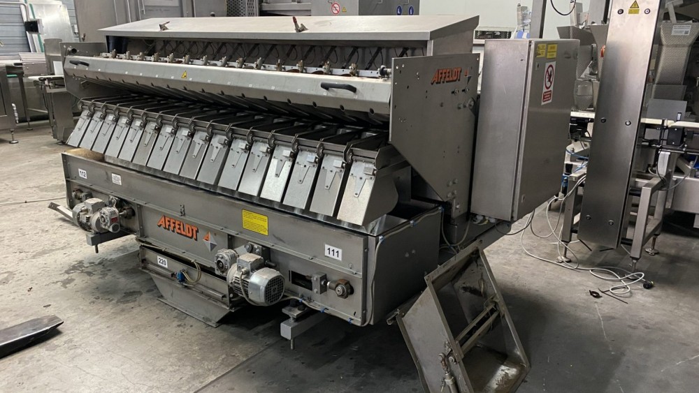 Used Affeldt 16 channel lineair weigher